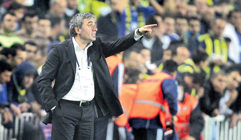 EURO 2012: Hagi "îl urechează" pe Cristiano Ronaldo!
