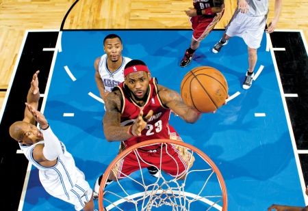 Finala NBA: LeBron James, aproape de inel
