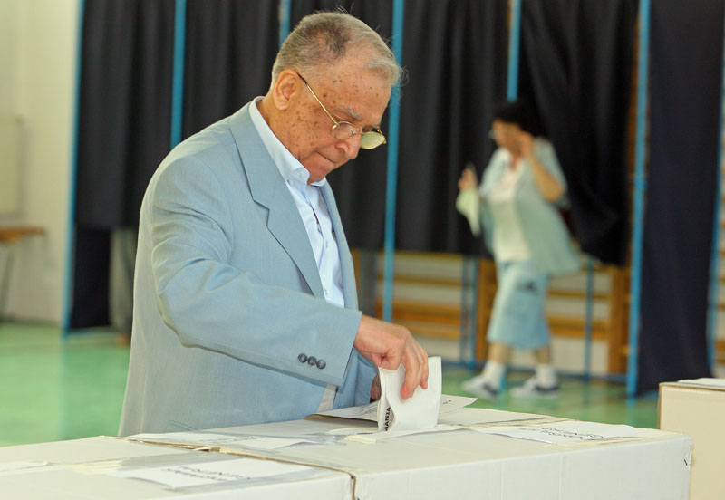 Iliescu, fericit după alegeri: "Sunt plăcut surprins"