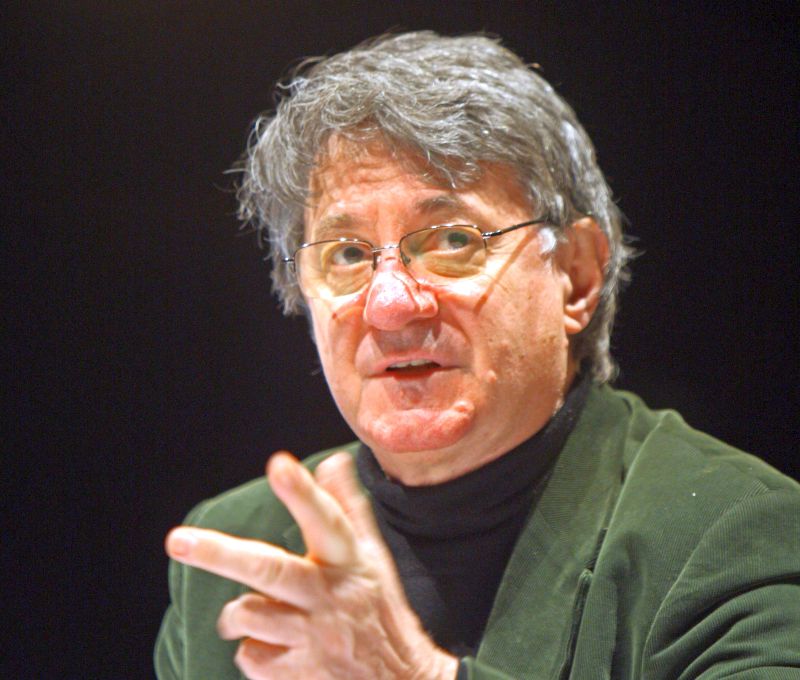 Ion Caramitru, director al Teatrului Naţional din Bucureşti: "Şcolile de teatru au decăzut"