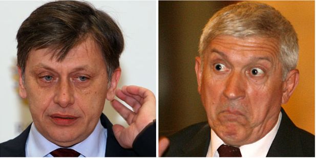 Mircea Diaconu, ministrul Culturii: "Mă retrag din Guvern". PNL l-a propus în locul său pe senatorul Puiu Haşotti. Crin Antonescu, încă un atac la adresa Evenimentului zilei