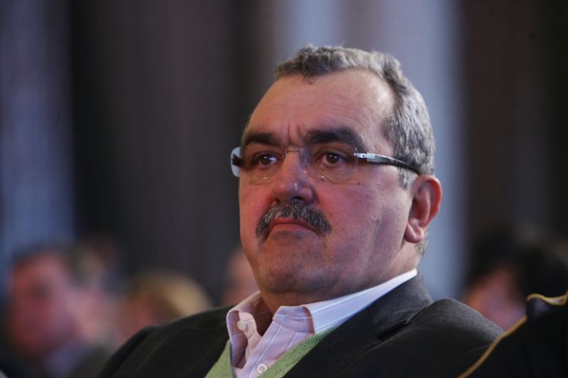 Miron Mitrea: Ar fi culmea cinismului să-l graţieze Băsescu pe Năstase