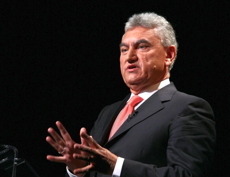 O PRIMĂ BANCĂ anunţă că a vândut cu succes ipotecare în lei