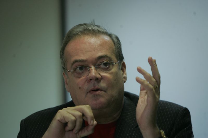 "Părintele" Dracula Park vrea să le ia turiştii grecilor loviţi de criză