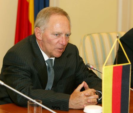 Raport secret al guvernului german: Eşecul euro ar fi un dezastru pentru Germania
