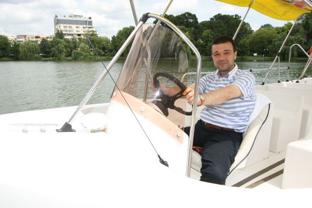 Regele parcurilor- Radu Popa, numit de premierul Victor Ponta împărat la Mediu