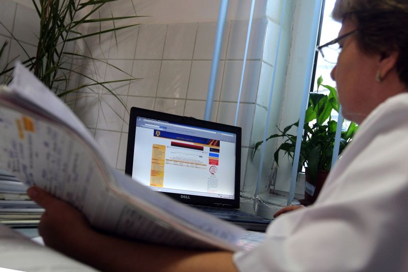 Reţeta electronică, o enigmă pentru doctori. "Ne-au făcut un instructaj ca pentru IT-işti"