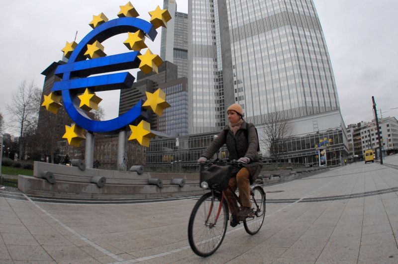 Revista presei europene: Euro este muritor