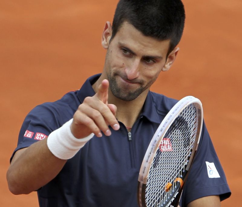 ROLAND GARROS: Djokovici - Federer 6-4, 7-5, 6-3. Finală cu Nadal. Federer nu mai e ce-a fost