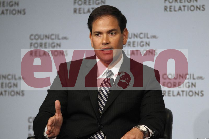 Senatorul Marco Rubio ar putea fi candidatul pentru postul de vicepreşedinte, alături de Mitt Romney