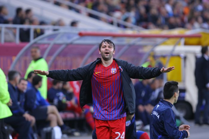 Tot Rusescu ţine Steaua în spate