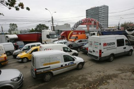 Traficul din Capitală va fi reconfigurat. Marile bulevarde vor fi reabilitate şi vor avea sensuri unice