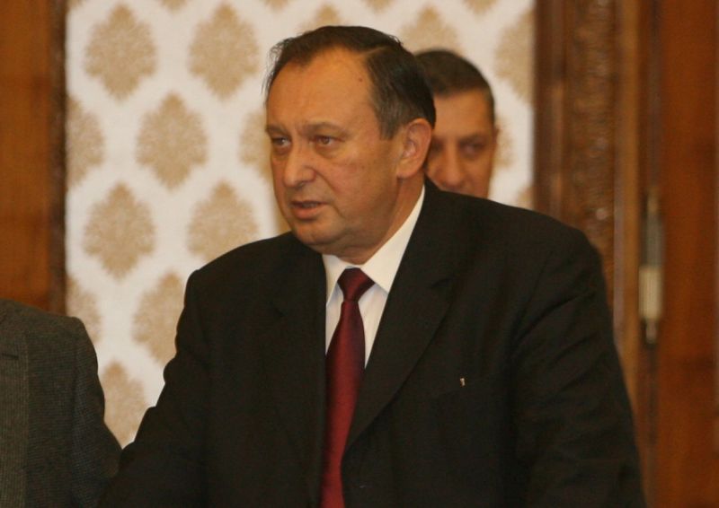 Un deputat PSD solicită convocarea de urgenţă a CExN şi CN a PSD pentru solidarizarea cu Adrian Năstase