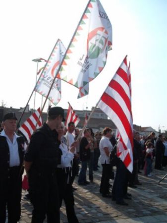 Ungaria: Un deputat din partidul extremist Jobbik îşi descoperă originile evreieşti