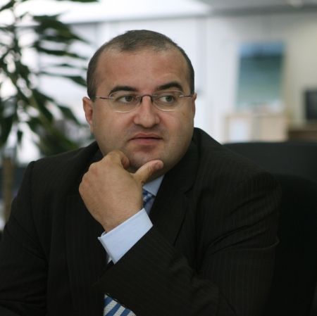 Validarea lui Săftoiu ca director al TVR, posibilă în sesiunea extraordinară