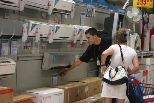 Aer condiţionat mobil. Plusuri şi minusuri