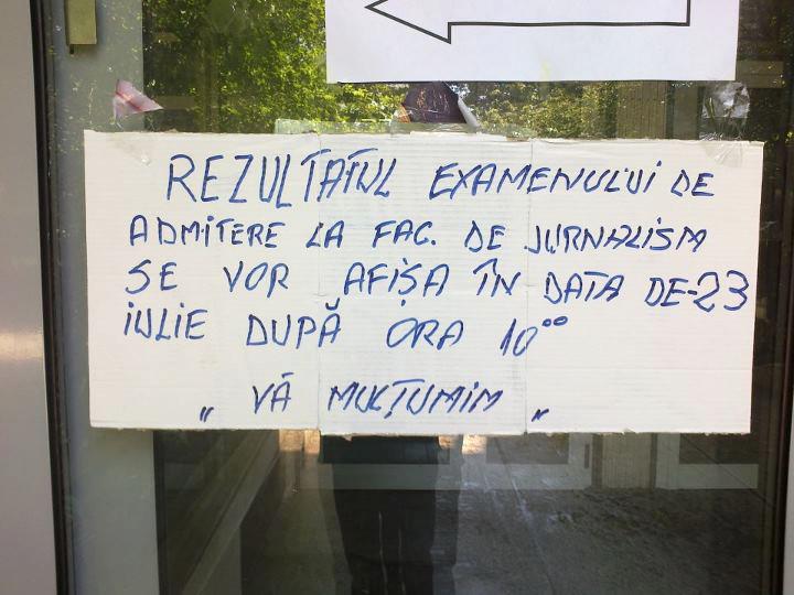 ANUNŢUL SCANDALOS afişat la Facultatea de Jurnalism: "Oare se poate depune contestaţie la mesaj?"