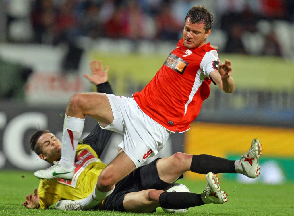BOMBĂ! Marius Niculae, vândut precum o butelie de Borcea la FC Vaslui! VEZI ce promisiune a fost silit să-şi încalce atacantul