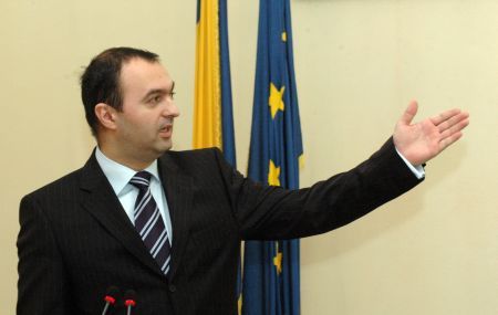 Cristian Adomniţei a demisionat din BPN al PNL. Ce lideri USL ar trebui să mai demisioneze
