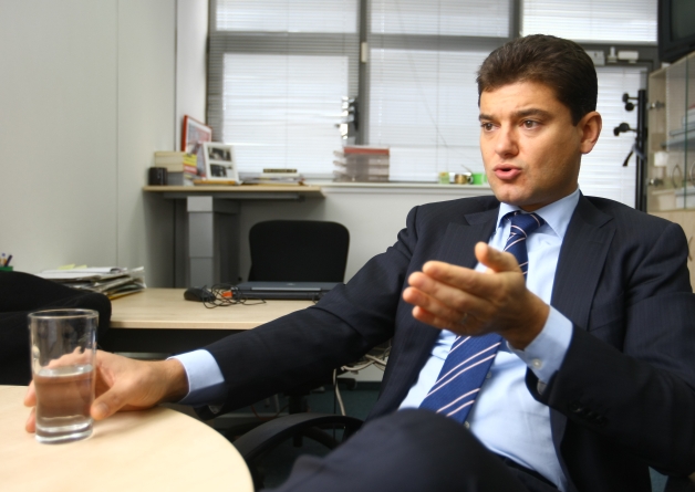 Cristian Boureanu: "Cerem camere video în toate secţiile de votare!"