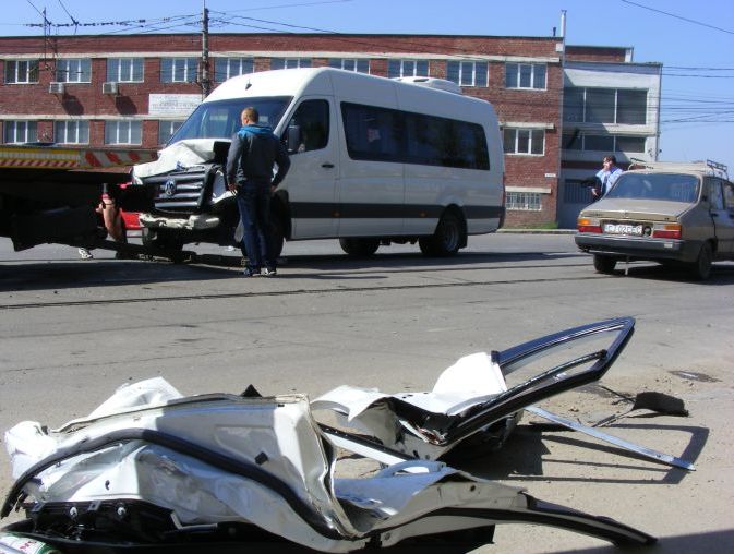 Doi români au murit într-un accident rutier în Spania