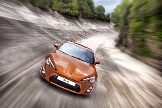 GT 86: un model mic pentru clienţi, dar mare pentru Toyota