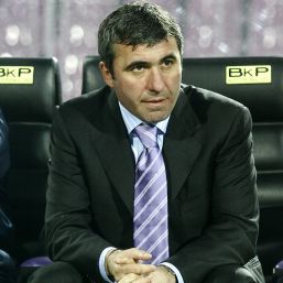 Hagi îşi mută echipa la Galaţi