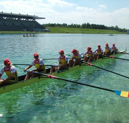 JO 2012: Echipajul de 8+1 feminin s-a calificat în finală