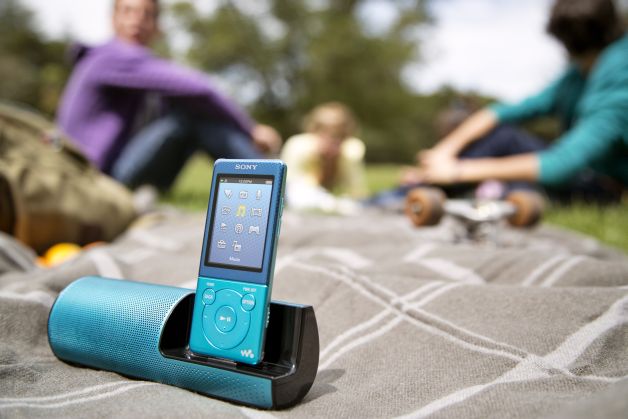Noile walkman-uri au şi Android