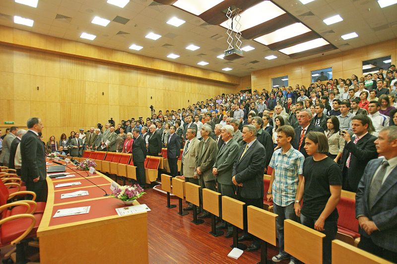 Notele de la BAC, MOARTEA "fabricilor de diplome"