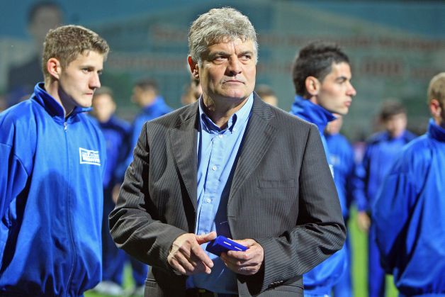 Păţeşte Ando ca în 2008?