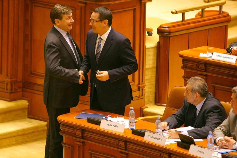 Presa europeană vorbeşte despre "epurare bolşevică" în România