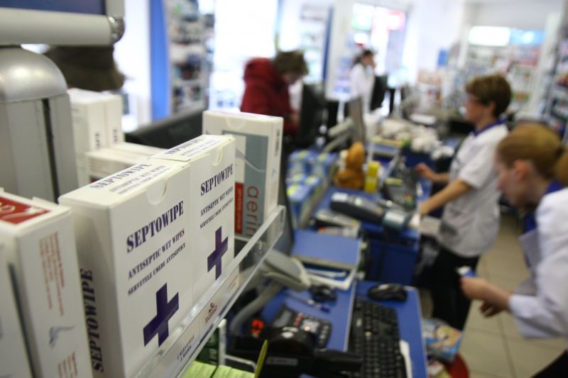 S-a aprobat primul medicament care previne HIV. CINE AR TREBUI SĂ-L IA