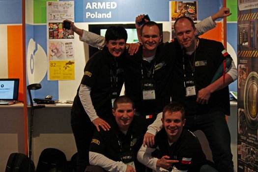 Telefonul devine detector de bombe