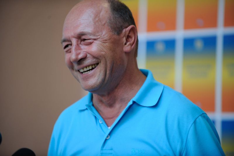 Traian Băsescu se întâlneşte cu delegaţia APCE