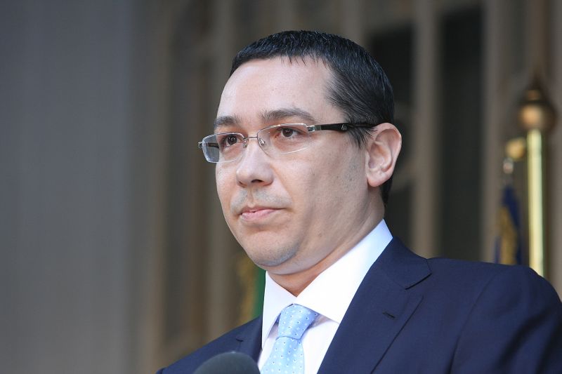 Victor Ponta: "TVA, plătit la încasarea facturii". PLUS: "Cer ca Băsescu şi mass-media apropiate să nu mai lanseze minciuni"