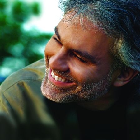 D'ale fotbaliștilor. „Te-ai combina cu Andrea Bocelli? Păi, cum să nu...”