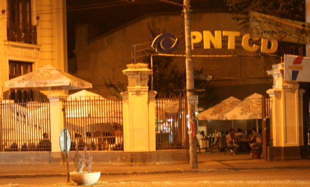 Cârciumă în curtea lui Coposu