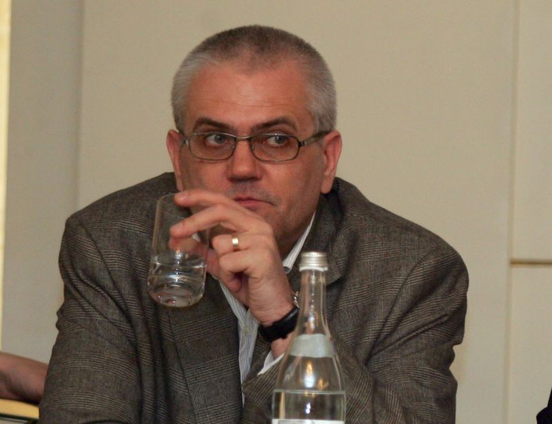 DOSARUL "PREMIANTE" PENTRU VIP-uri. Sociologul Marius Pieleanu, audiat la DIICOT