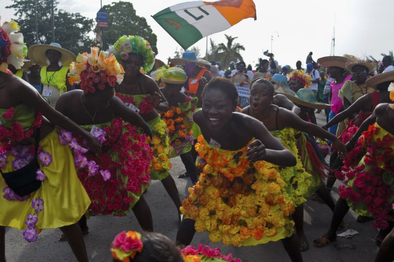 Haiti: Carnavalul Florilor, marcat de violenţe soldate cu trei morţi şi zeci de răniţi