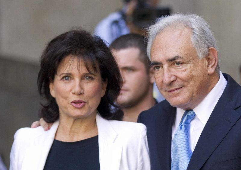 Jurnalista Anne Sinclair confirmă că s-a despărţit de DSK