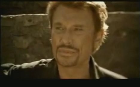 Legendarul Johnny Hallyday a fost spitalizat de urgenţă