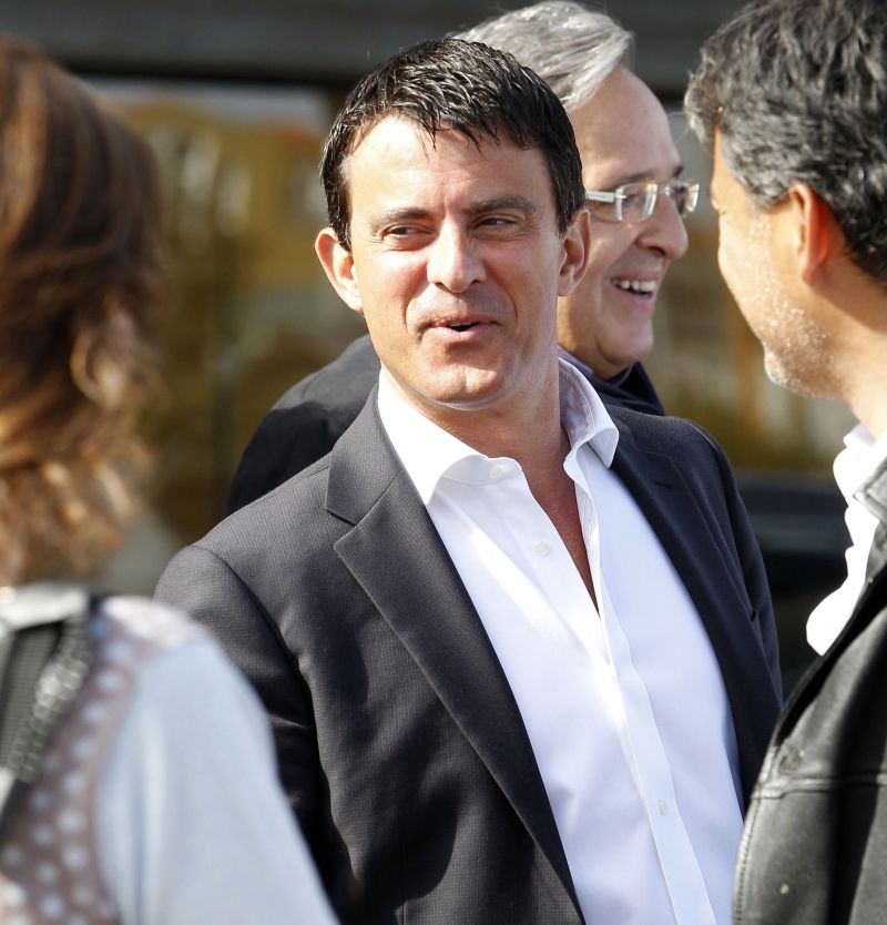 Ministrul francez de Interne vine în România pentru a înţelege de ce nu se se aplică politici de integrare a romilor