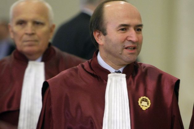 Şedinţa Curţii Constituţionale s-a încheiat. Guvernul trebuie să trimită listele electorale permanente pe 21 august