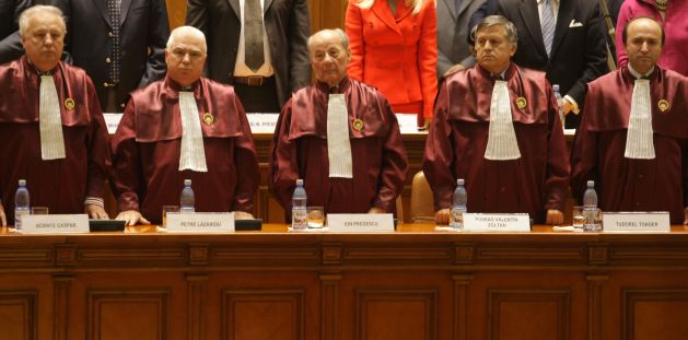 Surse: Magistraţii Acsinte Gaspar şi Tudorel Toader au modificat hotărârea CCR