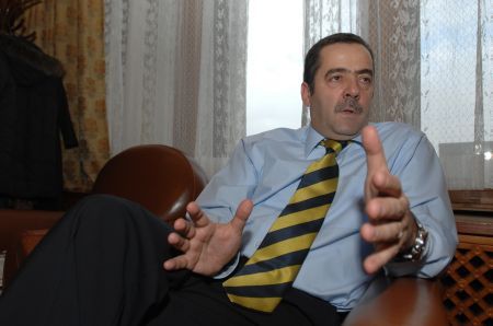 Cezar Preda: Ponta să-l denunţe şi pe Antonescu dacă acestuia îi este lene să se ducă la Parchet