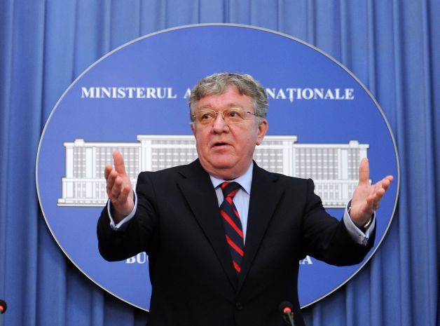 Dobriţoiu şi Silaghi, săracii miniştri bogaţi!
