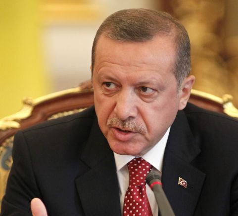 Erdogan a adus armata sub control