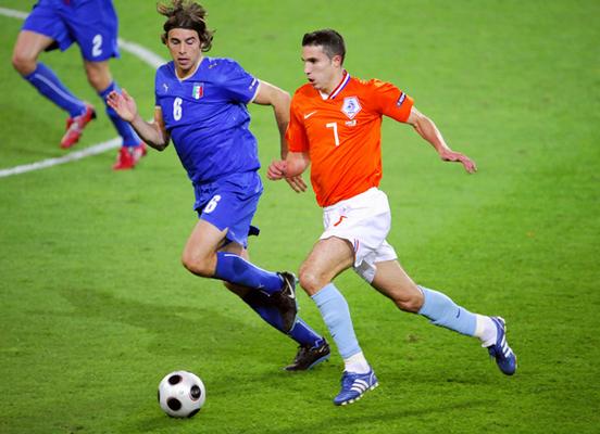 FOTBAL EUROPEAN: Barcelona - Valencia 1-0, Inter - Roma 1-3 / REZULTATE