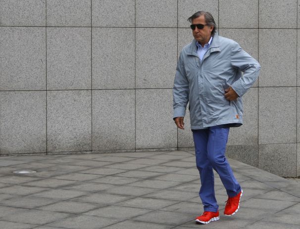 Ilie Năstase nu a vrut să se urce în amublanţă